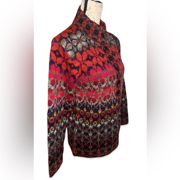 Intiwara Alpaca Sweater - Picture 2 of 6